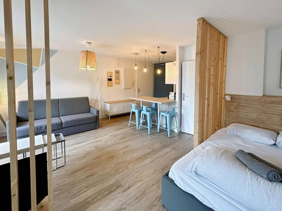 Le Delta - Pour 4 Personnes Disneyland Paris *